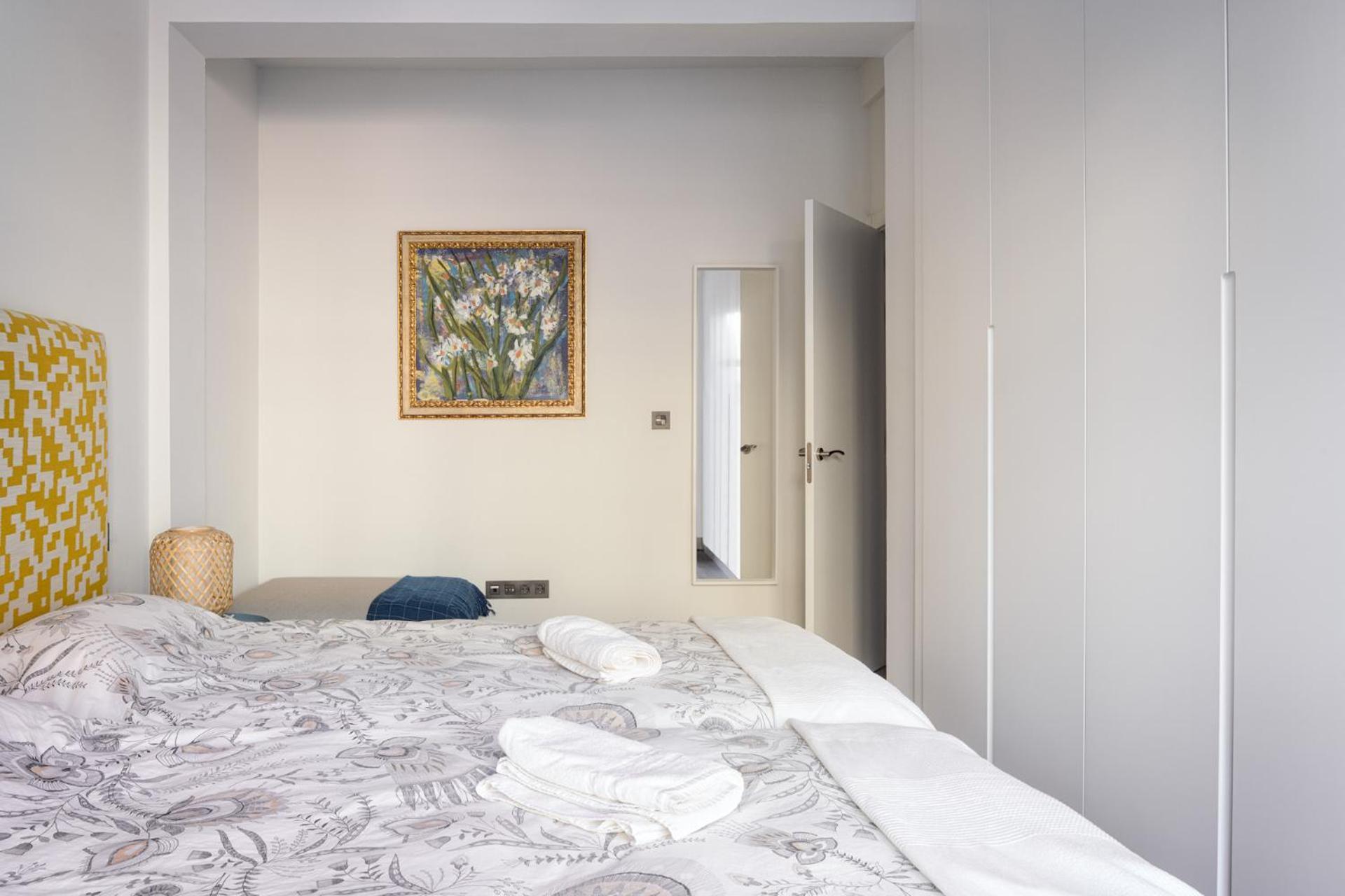 Nuevo Lujo Centro De + Wifi . Parking Apartment *