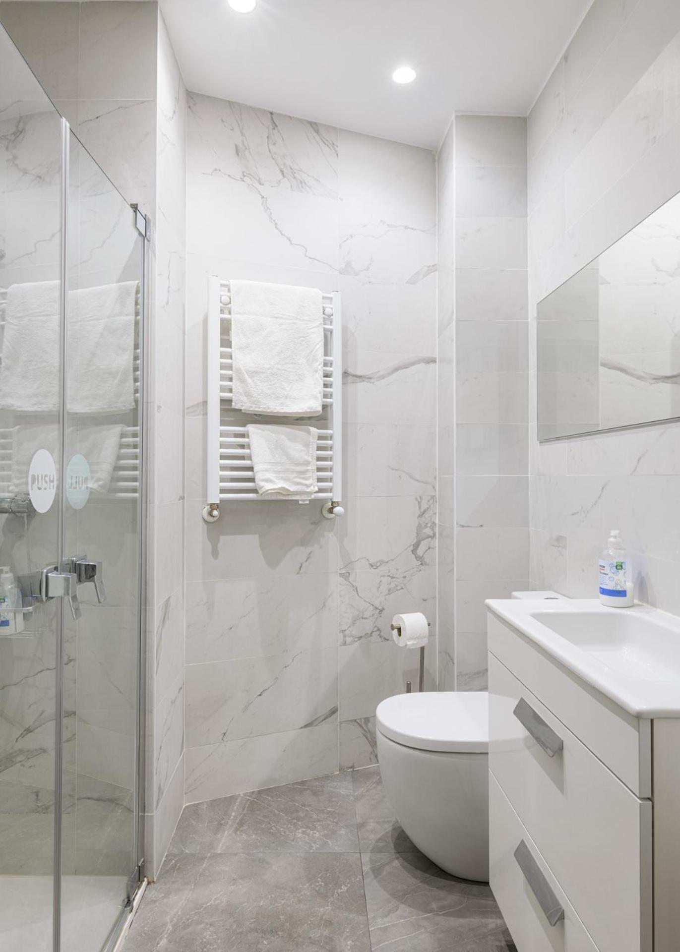 Apartment Nuevo Lujo Centro De + Wifi . Parking Bilbao